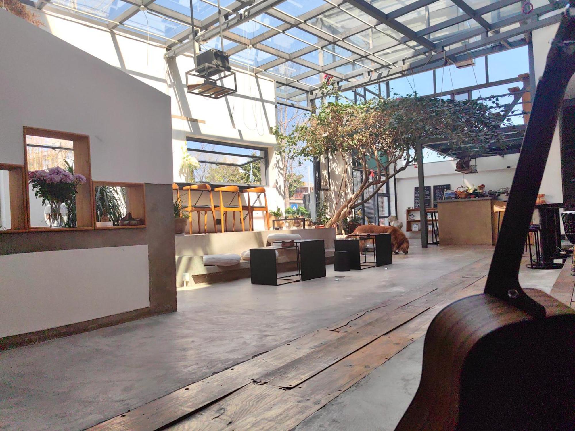 Dali Loft Travelling With Hostel Eksteriør billede