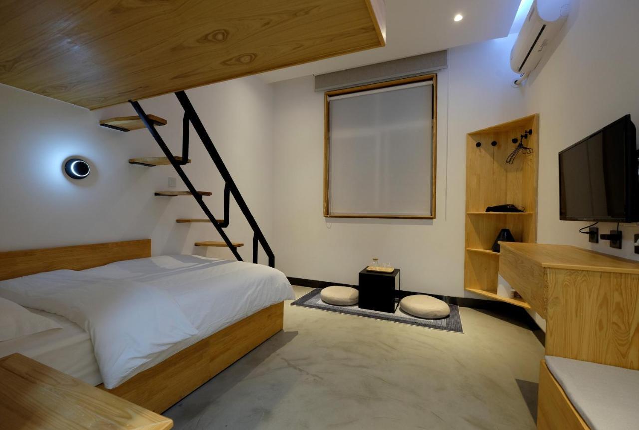 Dali Loft Travelling With Hostel Eksteriør billede