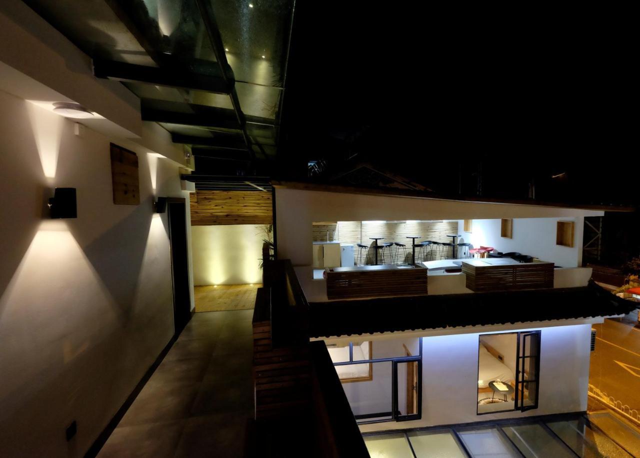 Dali Loft Travelling With Hostel Eksteriør billede