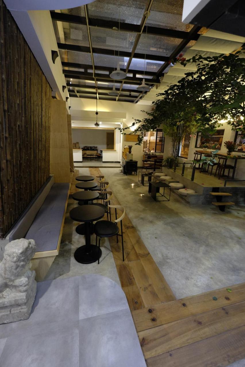 Dali Loft Travelling With Hostel Eksteriør billede