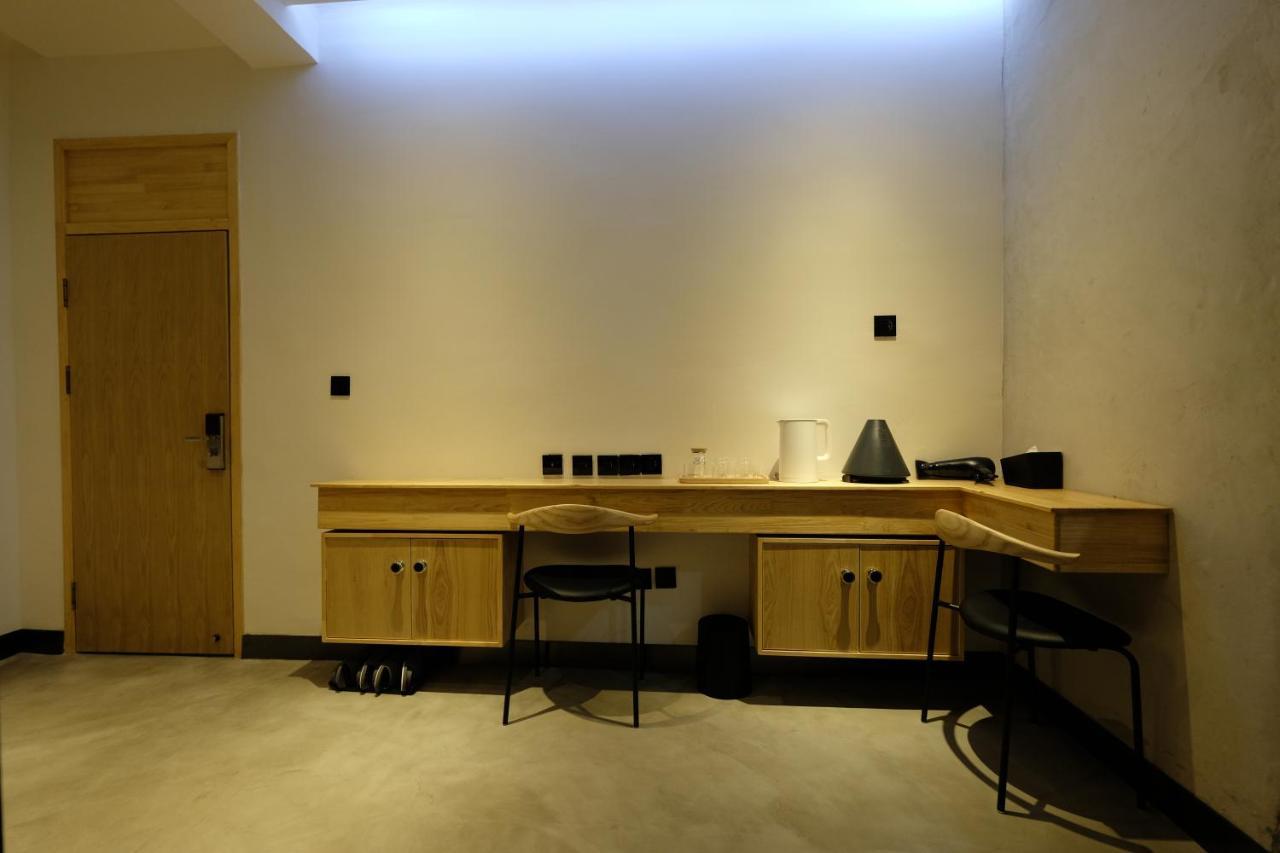 Dali Loft Travelling With Hostel Eksteriør billede